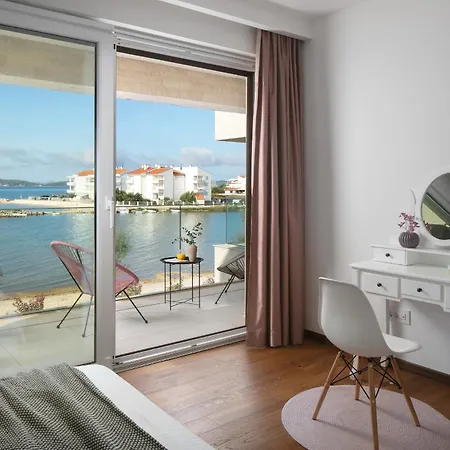 Salis By Feel Croatia *