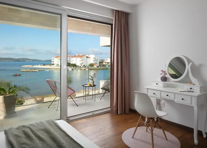 Salis By Feel Croatia *