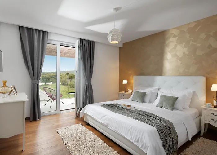 Salis By Feel Croatia *